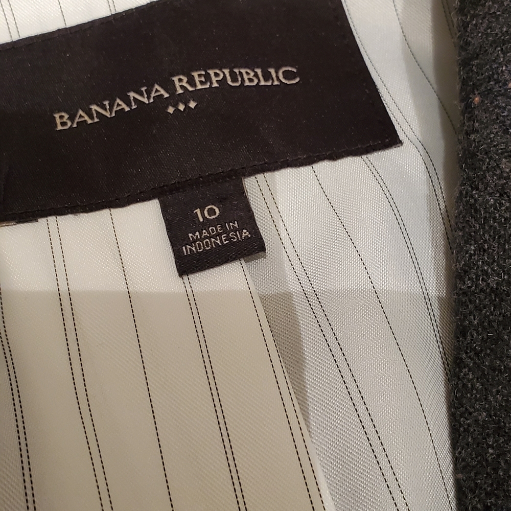 Banana Republic Blazer - Picture 5 of 8